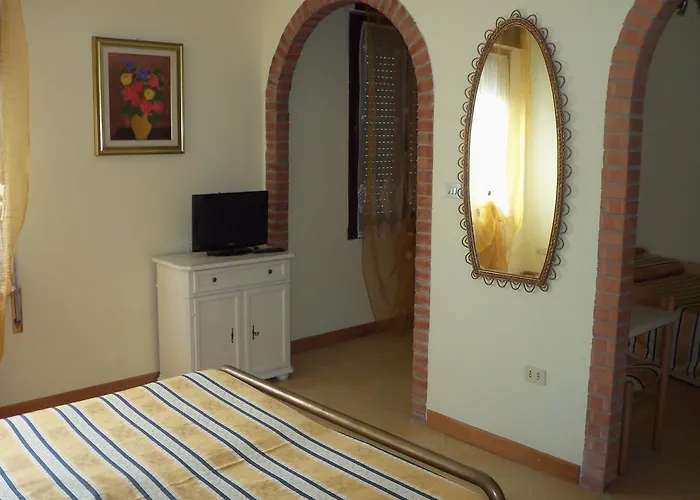 Отель Marsari