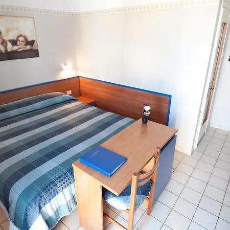 Отель Marsari Пескьера-дель-Гарда